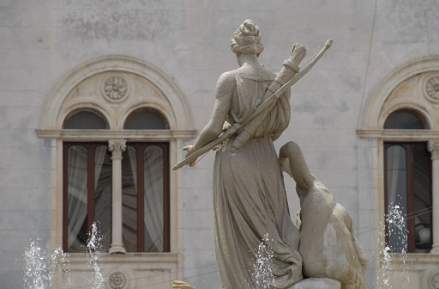 Fountain in Siracusa Sicily