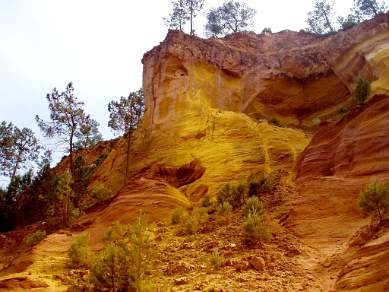 Ochre cliffs of Roussillon Luberon
