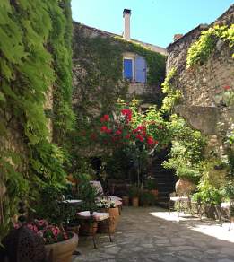 Apartments in Forcalquier Provence France