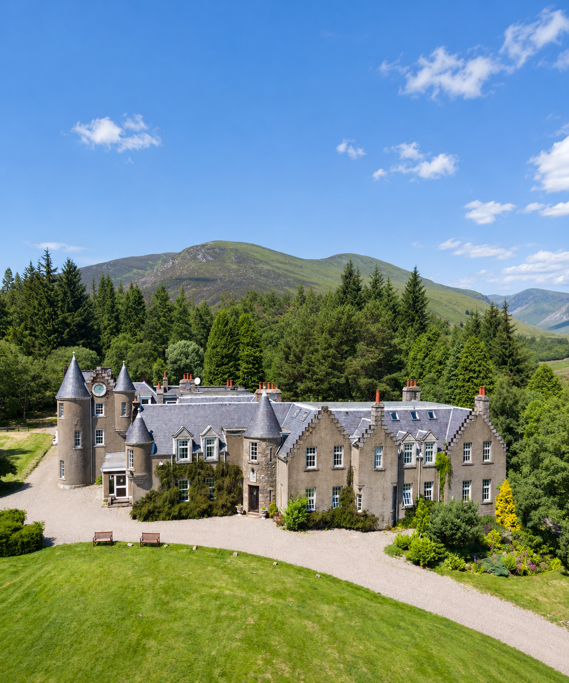 dalmunzie castle glenshee